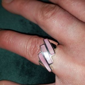 Retro vintage 925 silver and pink mother of pearl ring